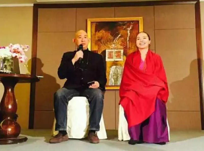 有些心灰意冷的陈宇廷开始厌恶填鸭式的学习方式,在高中阶段,他学历