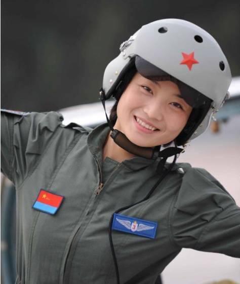 折翅天空的金孔雀余旭,中国第一代歼击机女飞行员