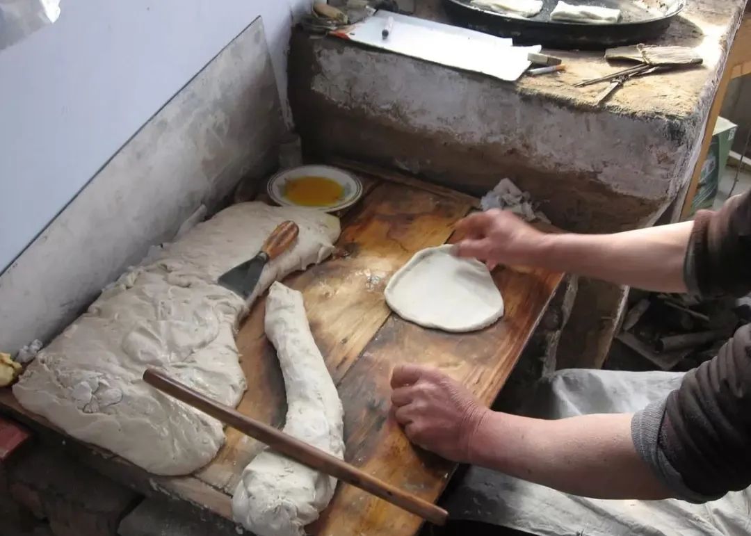 寻味莱芜|口镇方火烧,一百多年也吃不够的"莱芜家乡味"!