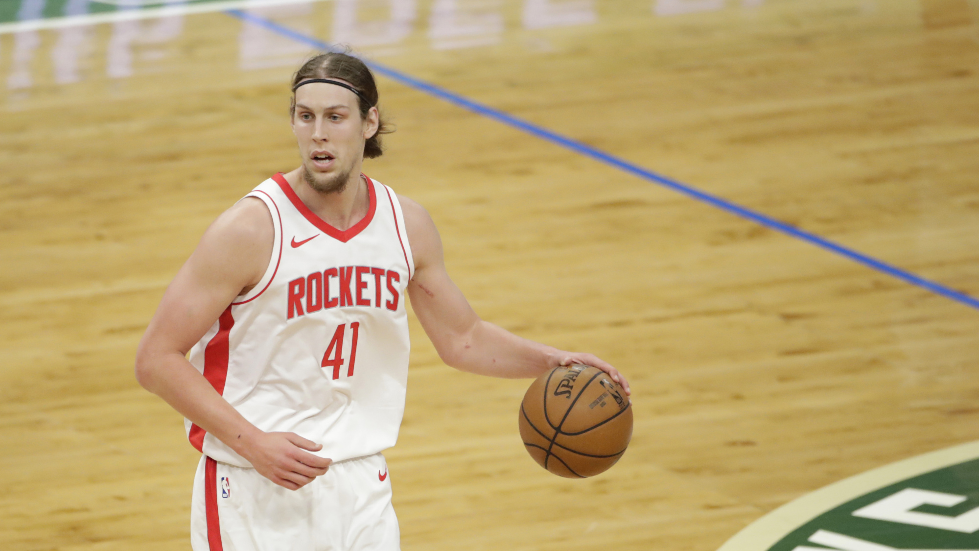 火箭消息更新:奥利尼克入选加拿大训练营,名记预测火箭有意一人