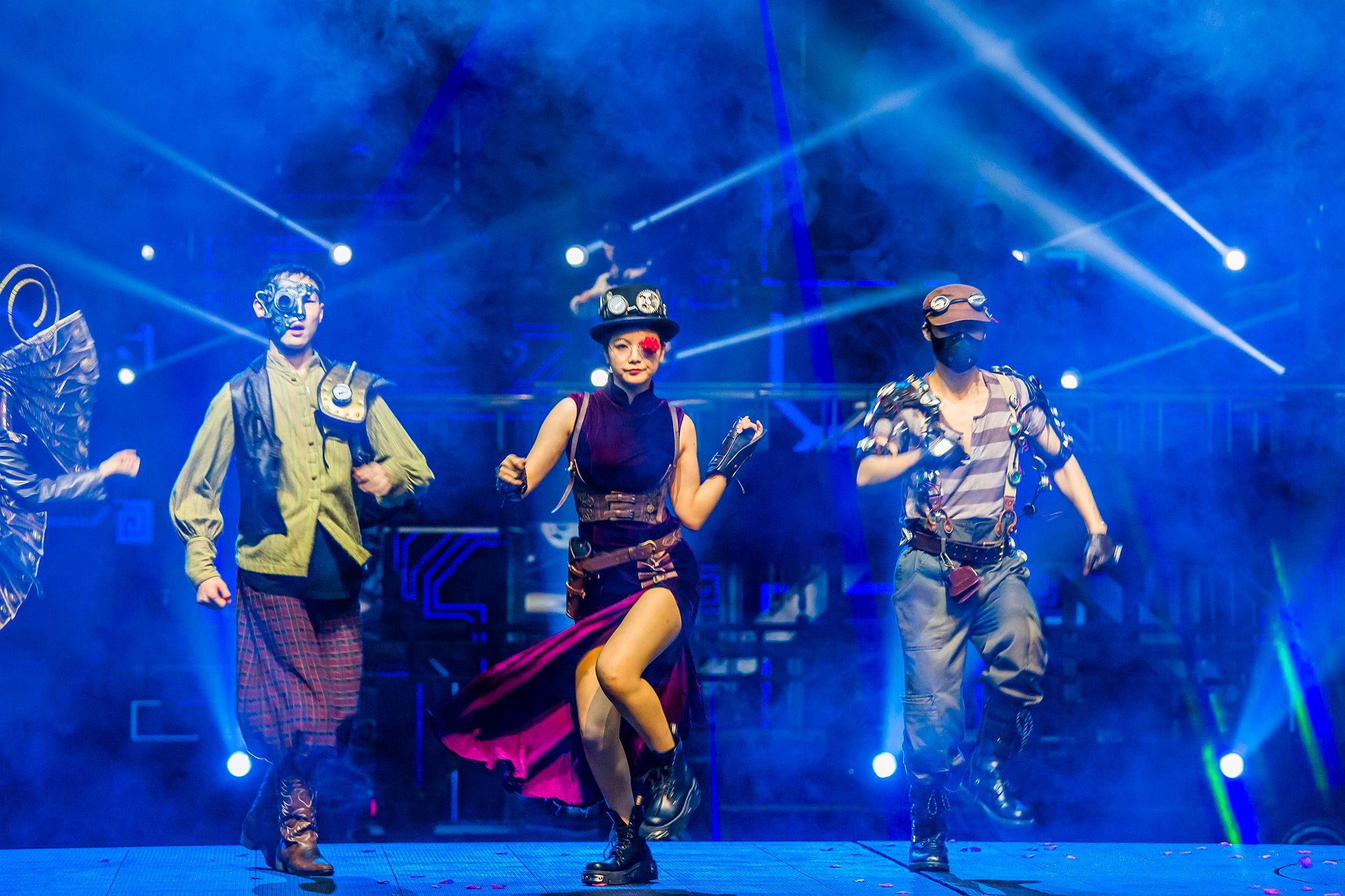 上海千古情,全新演绎震撼来袭,精彩别错过,带你玩转这个夏天