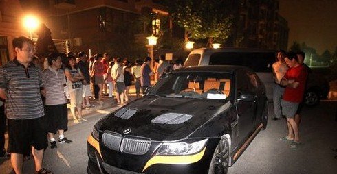 "害"李双江晚节不保,梦鸽终日痛哭的李天一,今在狱中怎样了?