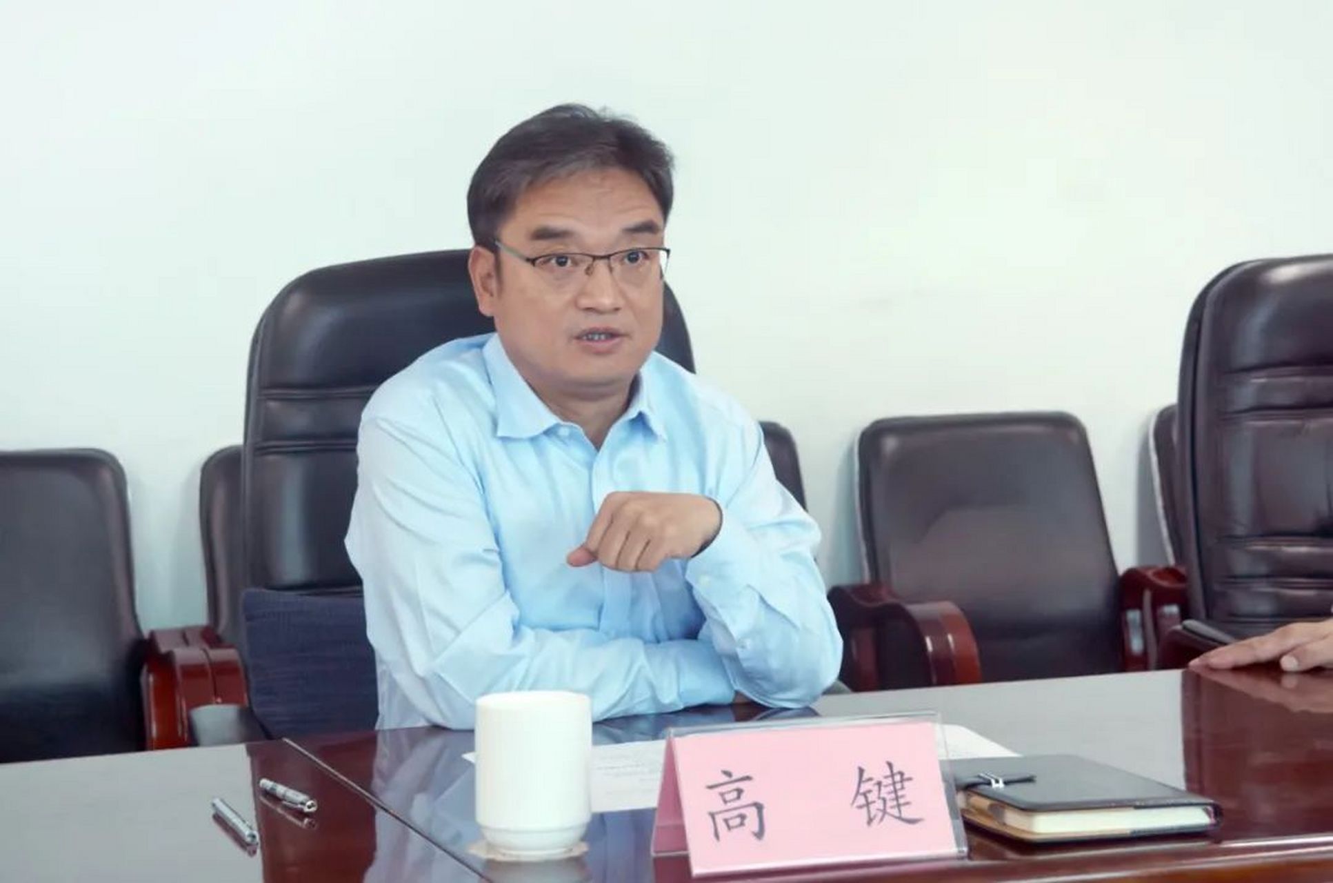 8月7日,市委副书记,市长高键会见中化学环境科技发