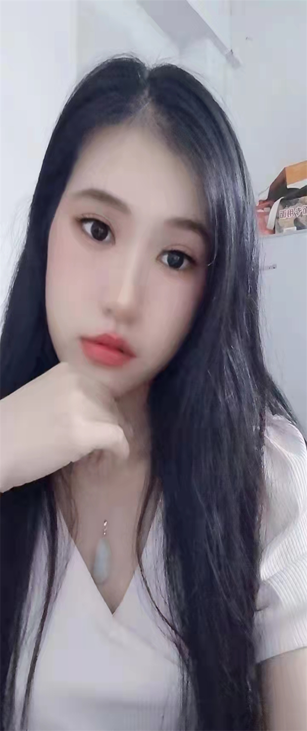 谢小玉:甜美而又时尚的俊俏女孩