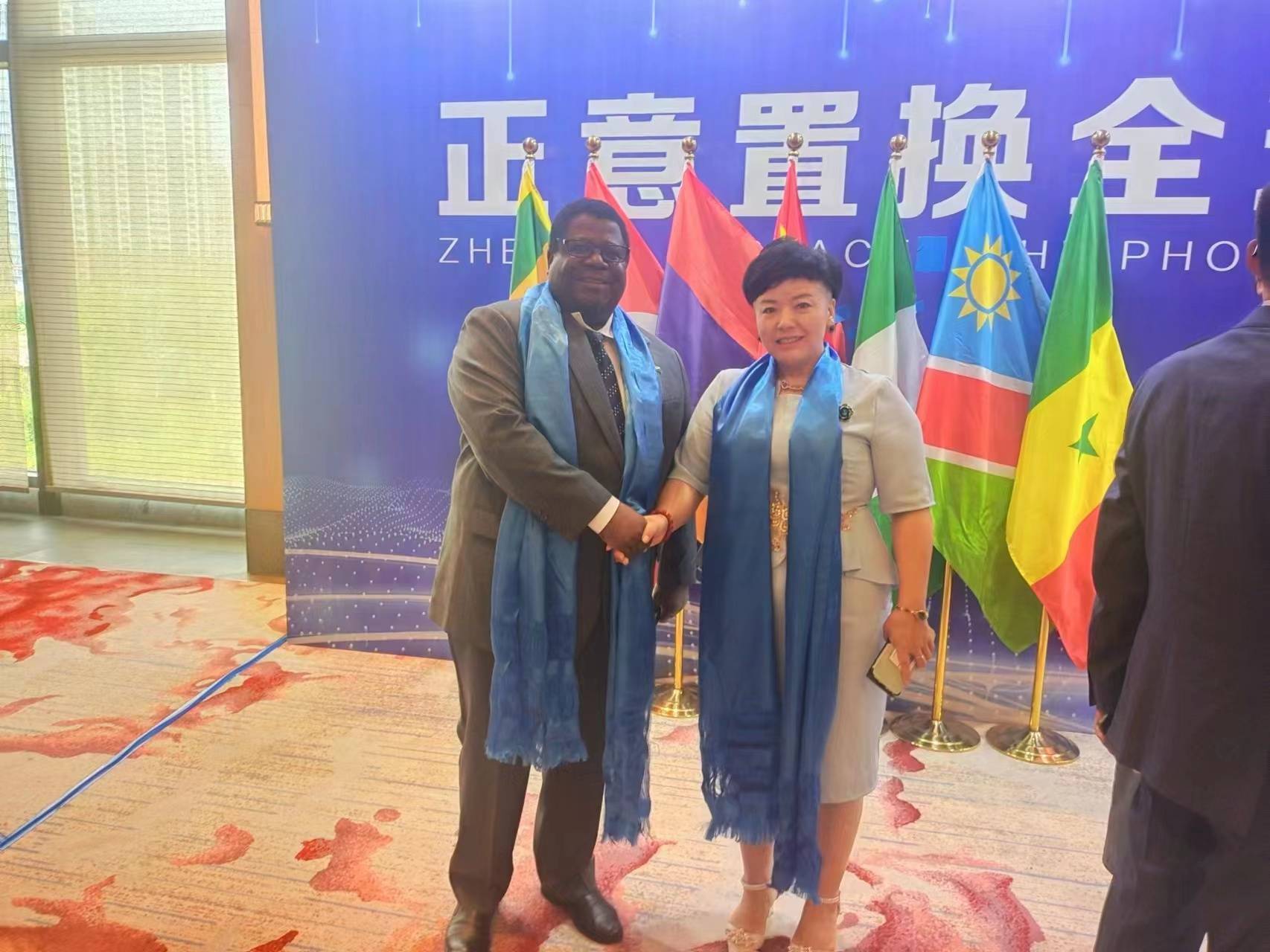 爱德帮旱稻大米得到了全球多个国家代表的认可