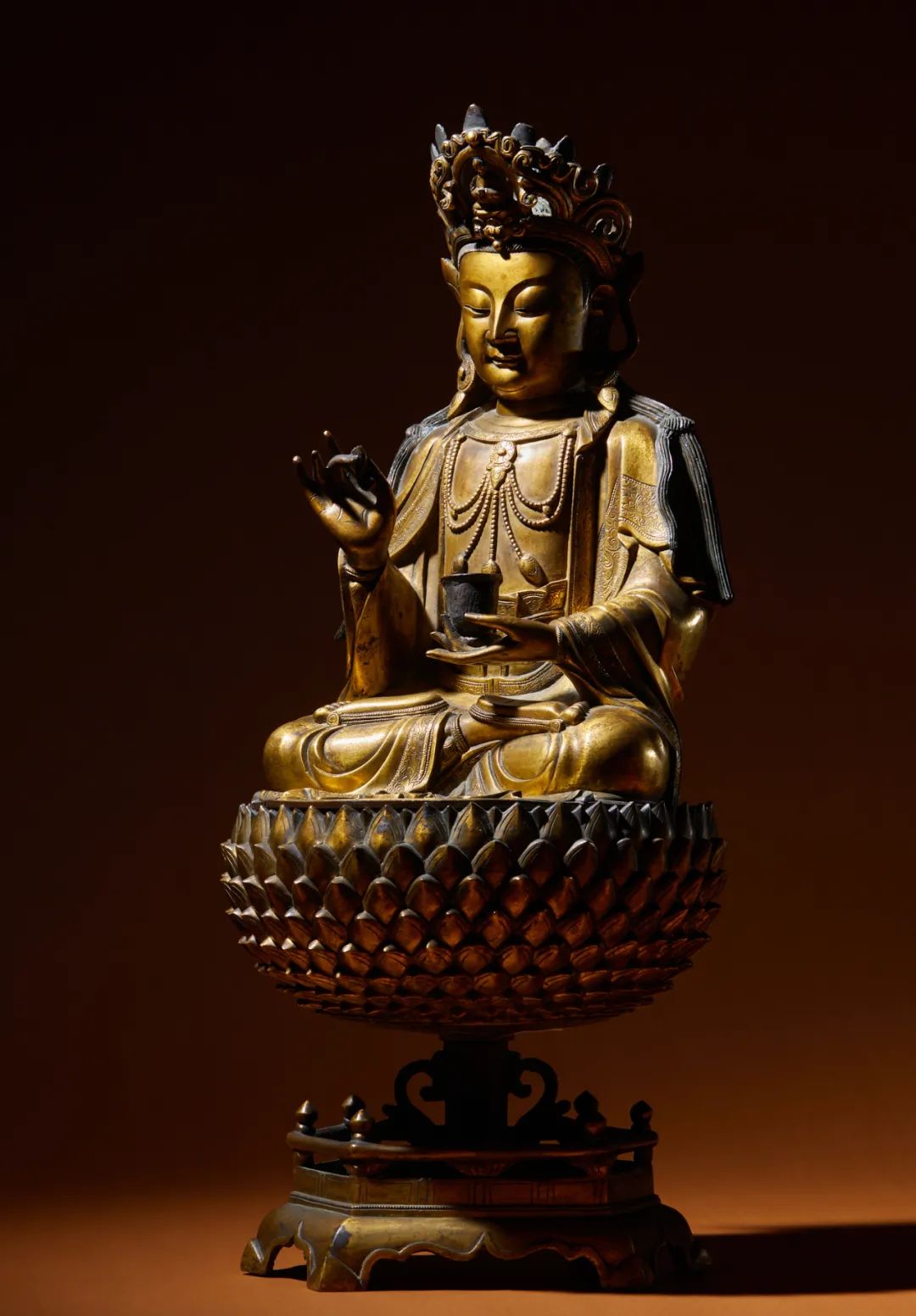 慈航普渡 获福无量——明铜鎏金观音菩萨坐像赏析