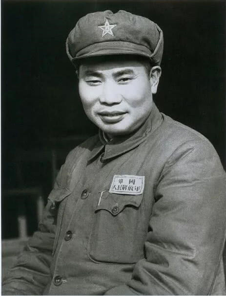 他是开国上将,80岁时娶54岁妻子,一起度过了4年,妻子仍健在