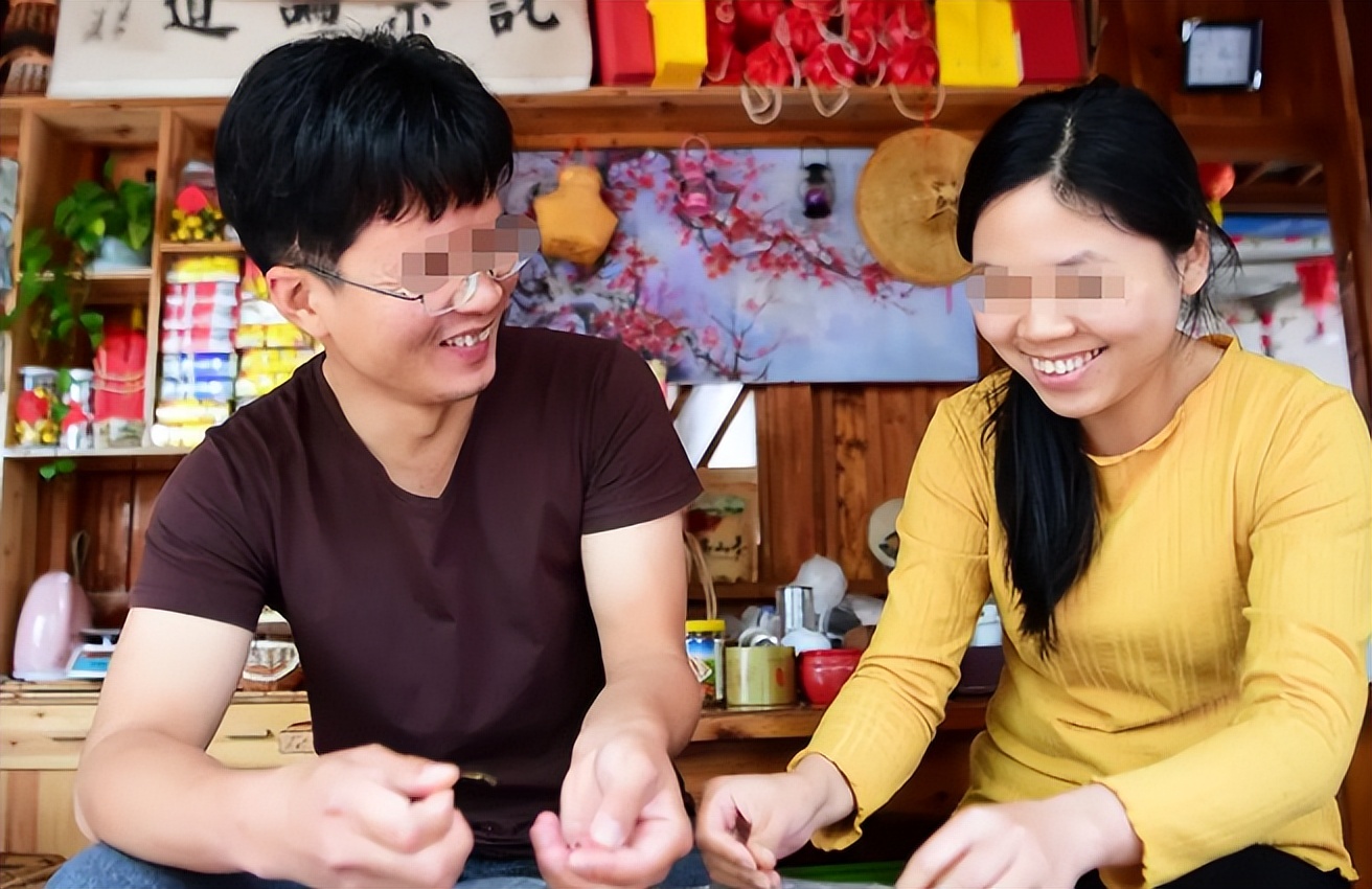 妻子:我跟男闺蜜去五天四夜旅游犯法?丈夫:不犯法,但我要离婚