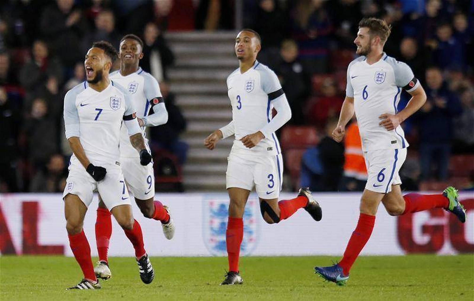 周三004 欧青赛 英格兰21 vs德国21 【赛前分析】  英格兰队此前两场