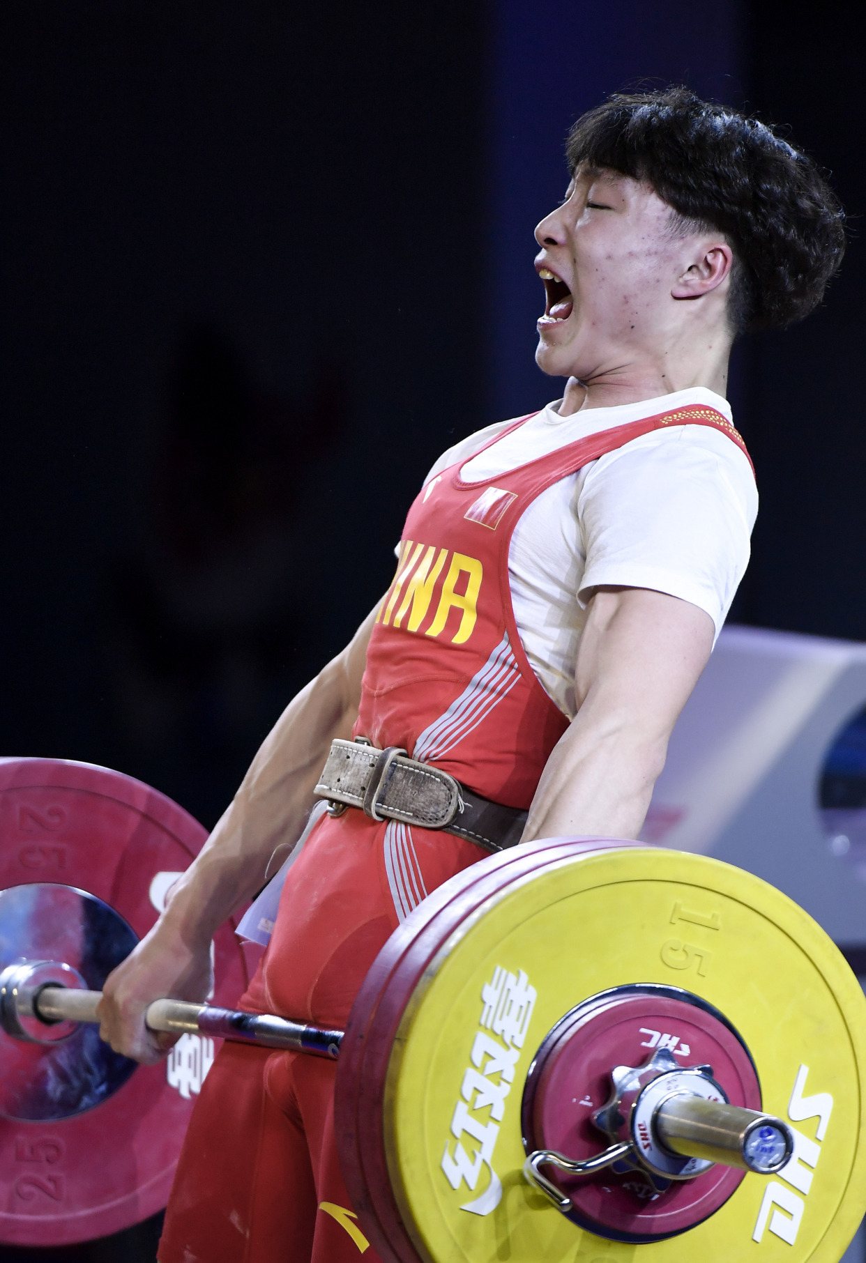 为什么举重运动员的肌肉,都不是特别发达,训练方式很重要