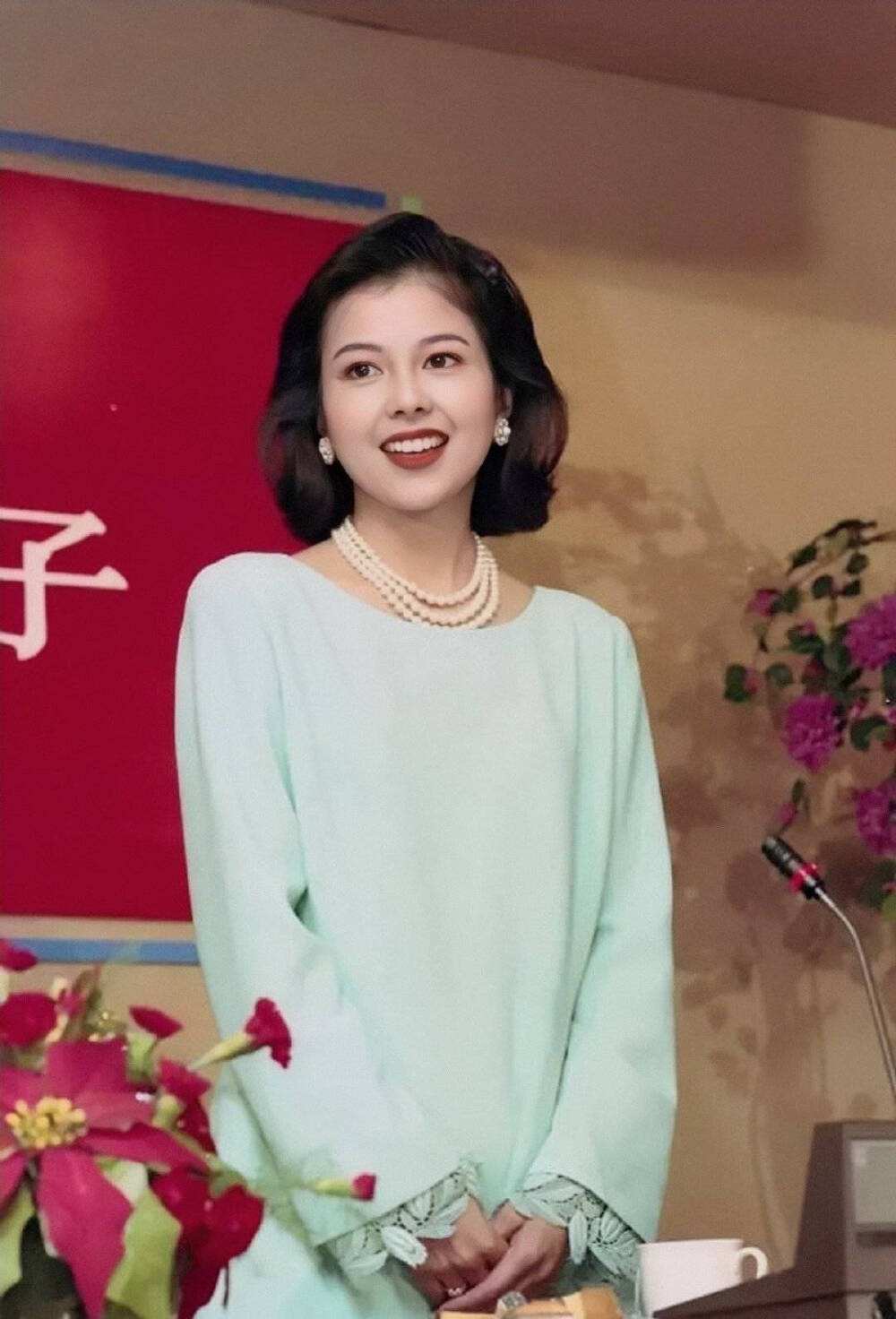 泽口靖子:昭和最后的美人,皇太子的梦中情人,如今57岁仍未婚