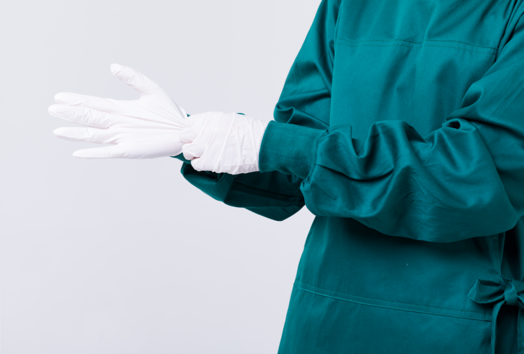 绵阳三医院首例TEE引导下小儿先天性心脏病室间隔缺损封堵术成功