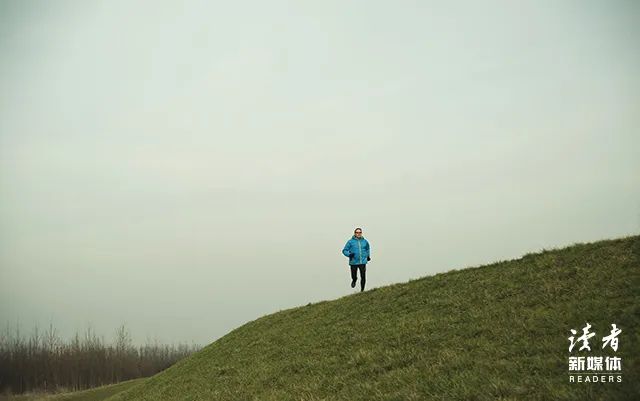 “运动,是最强劲的精神药物。” “运动,是最强劲的精神药物。”