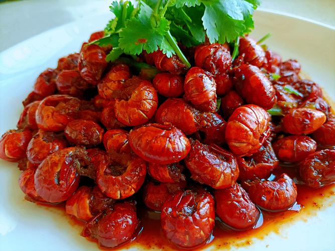 麻辣龙虾尾,口感麻辣鲜香,让你停不下筷子!