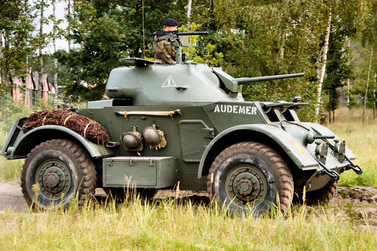 坦克t17猎鹿犬?这给我整不会了!