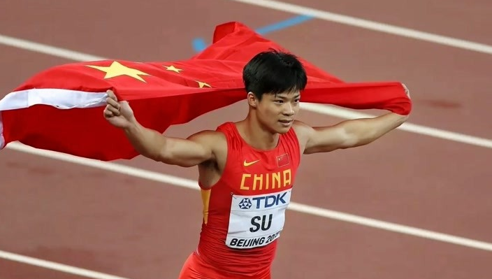 在今年的东京奥运会上,苏炳添创纪录地闯入了男子百米飞人大战的决赛