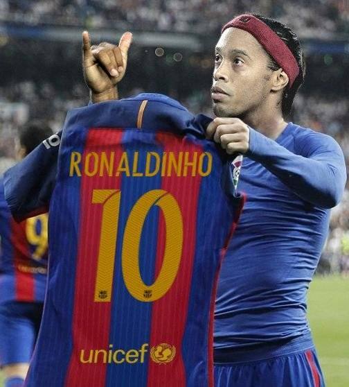 里瓦尔多认为,罗纳尔迪尼奥从小到大都踢十号位,在足坛属于个例