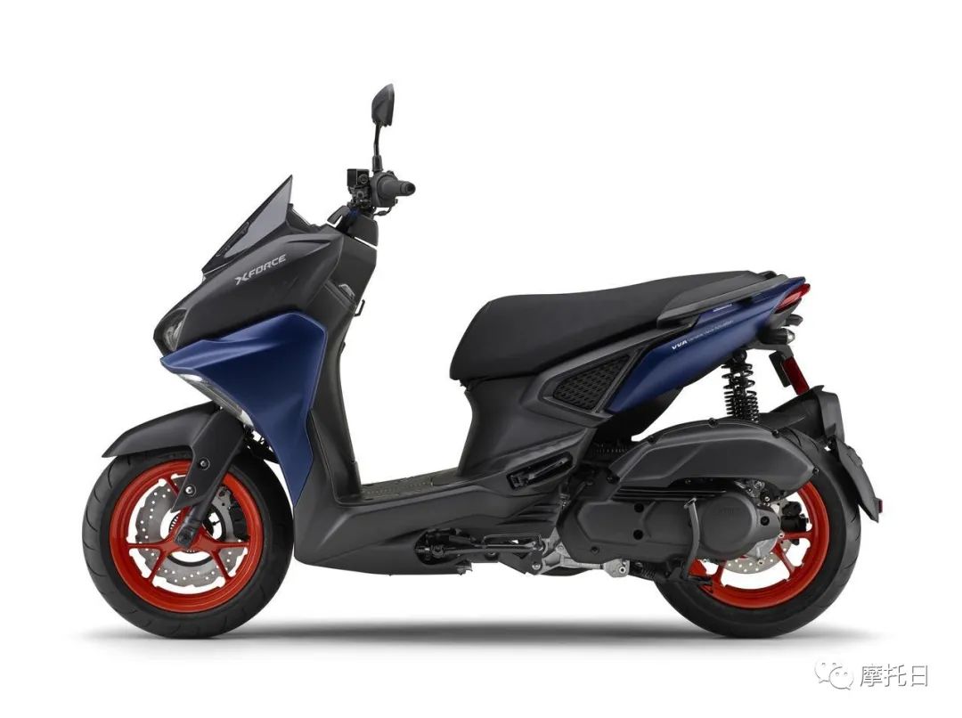 雅马哈发布新款155cc小踏板x-force,配置堪称豪华的小踏板
