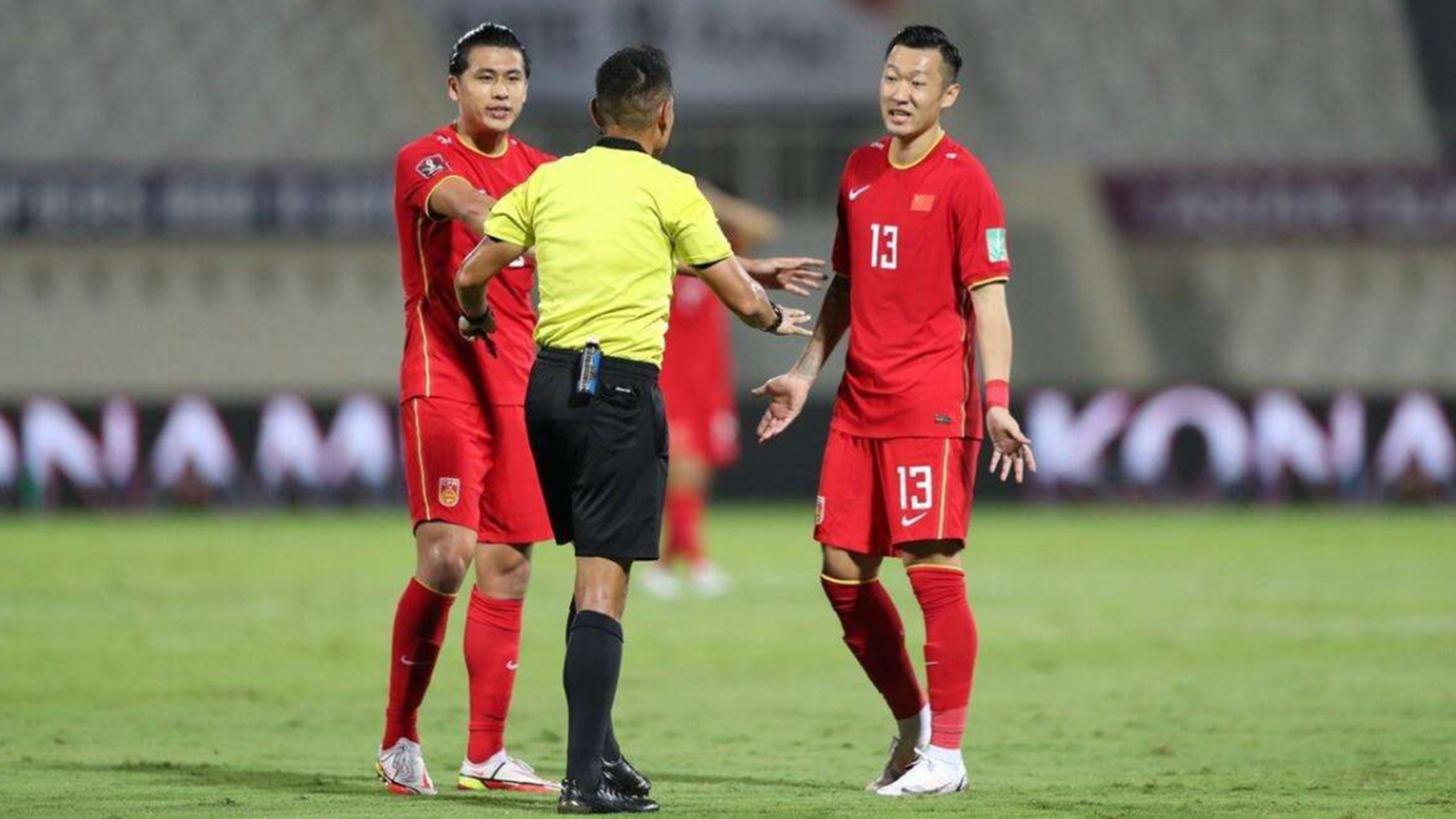 给你机会也不中用啊!苦熬9年才进入国足,却只用2年就遭球迷唾弃