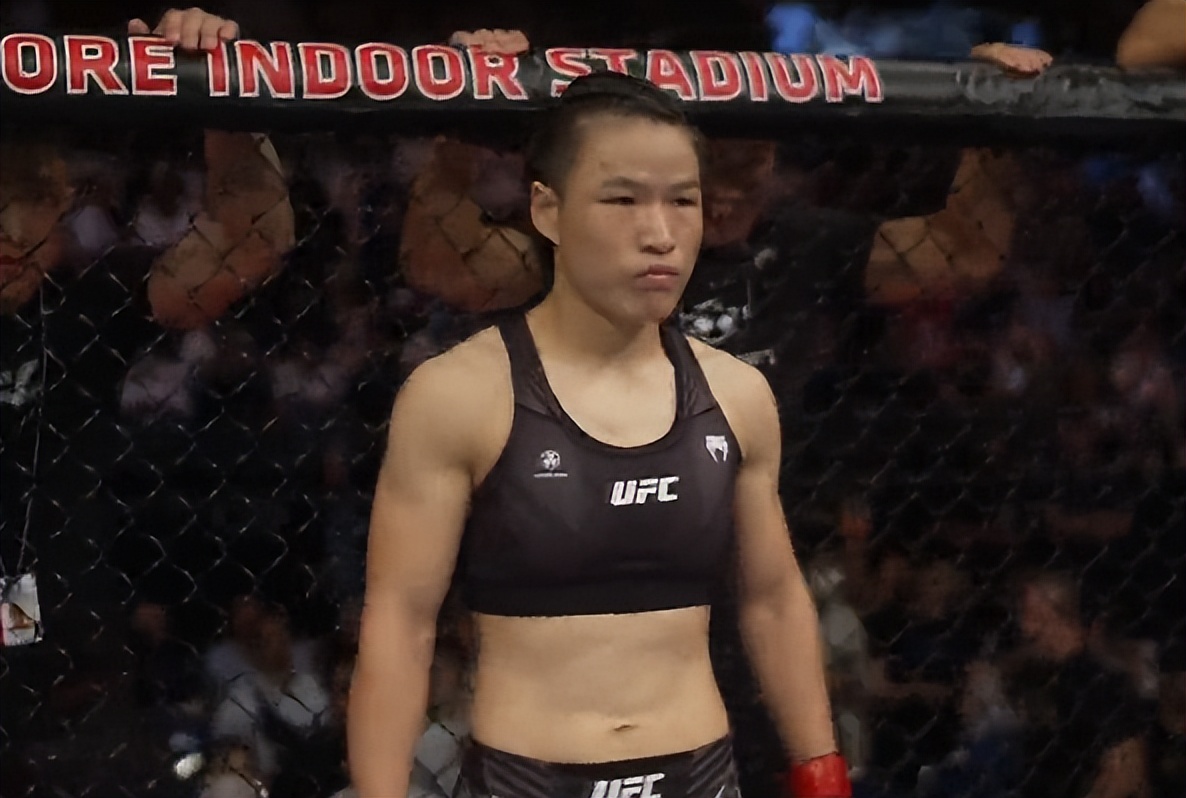 张伟丽一拳KO乔安娜 UFC275张伟丽是怎么赢的乔安娜