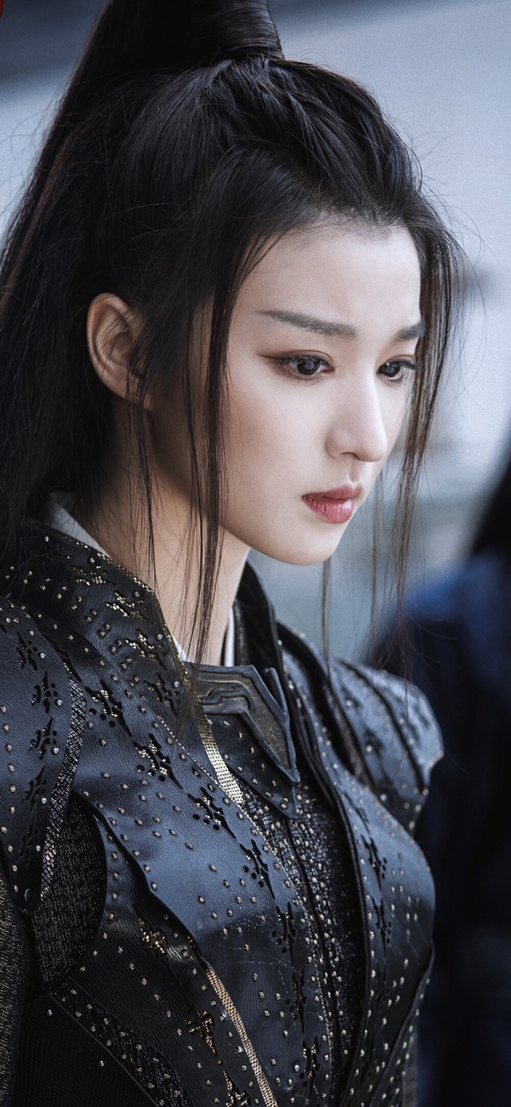 杨幂重现异域造型出圈!回望娱乐圈10位女星或清冷或明艳,太养眼