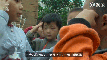 超职教育:儿子长大后为啥跟妈妈不亲了?3个阶段很关键