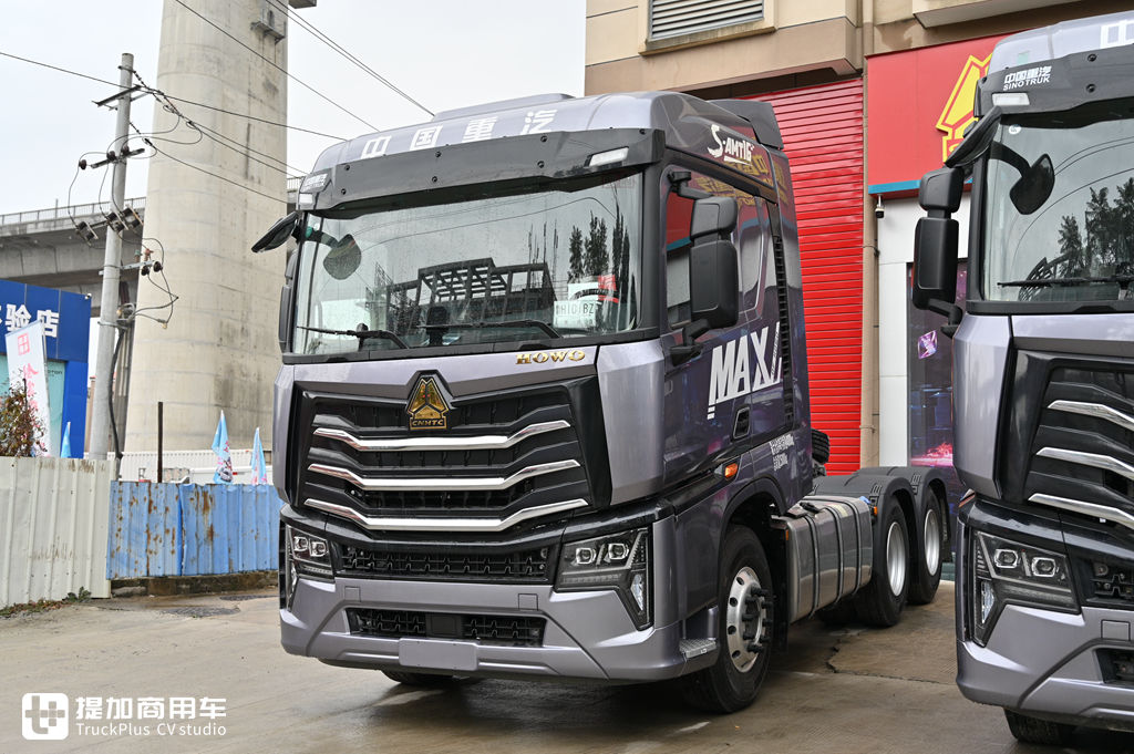 30多万能买到的最好卡车再带你看看重汽豪沃max的超强配置