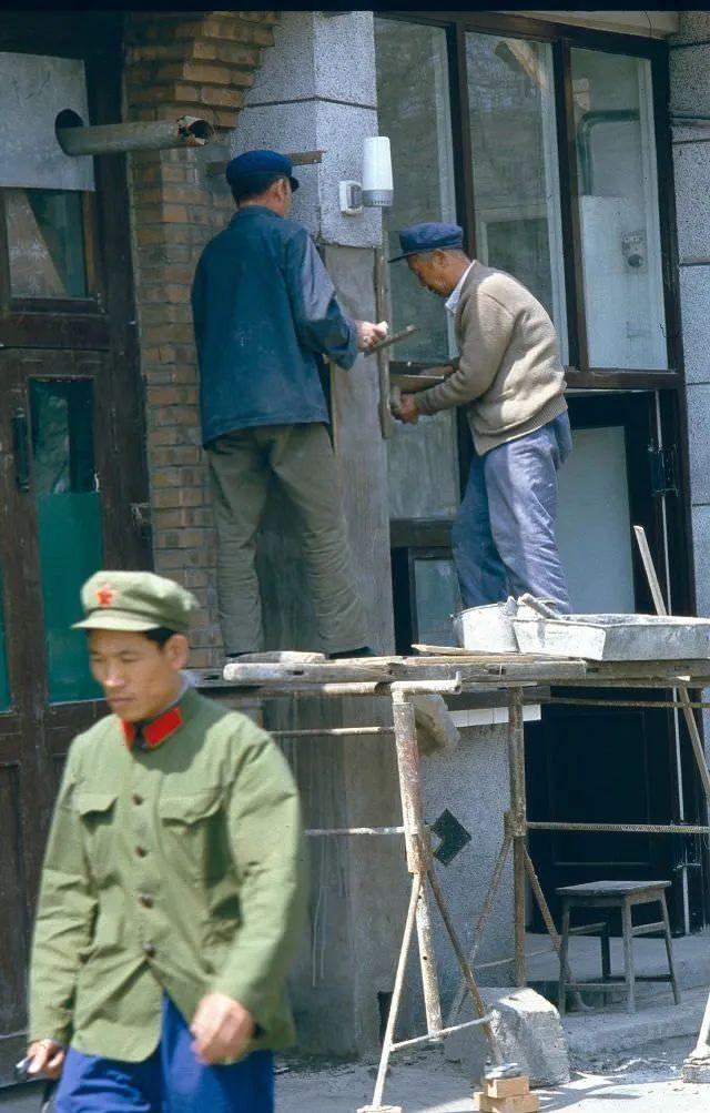 80年代的北京老照片 迷人的街景和日常生活