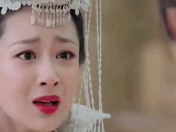 收手吧,杨紫!新剧嘴歪眼斜表情狰狞,口碑都快臭完了!