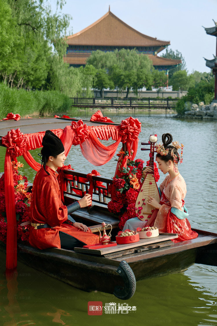 相思曲主题中式汉服游船婚纱照!闺蜜看了都想拍一组