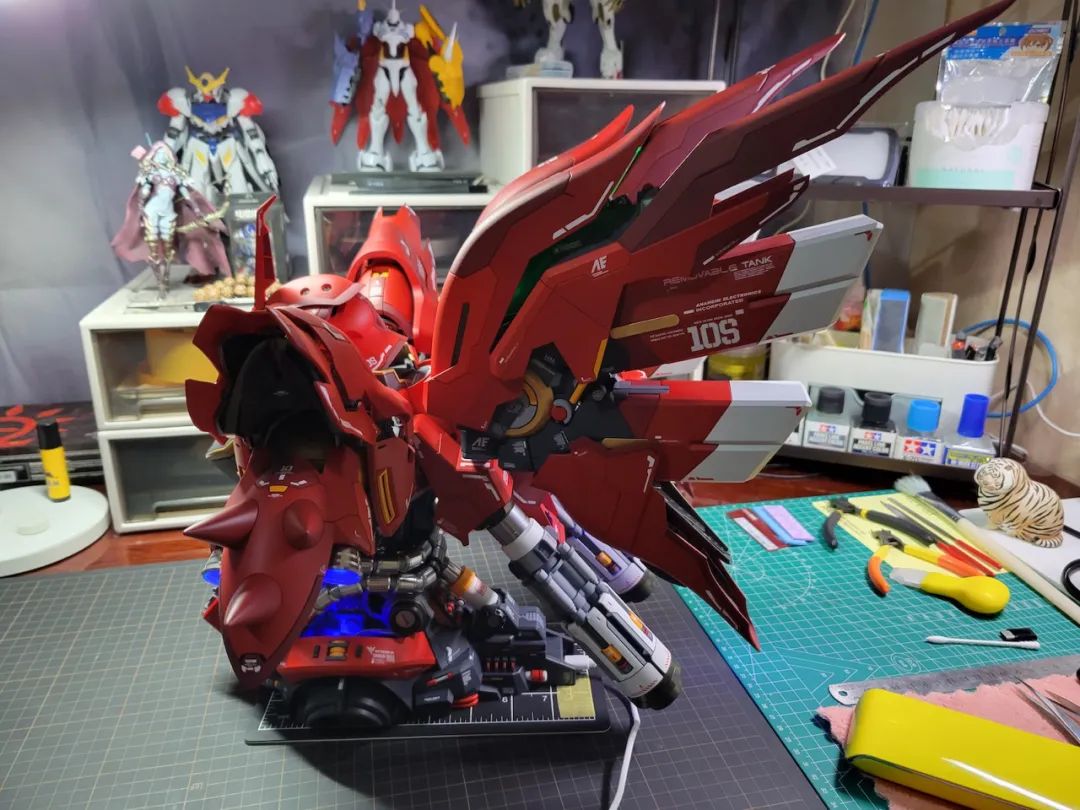 「佳作」亿辉新安洲胸像