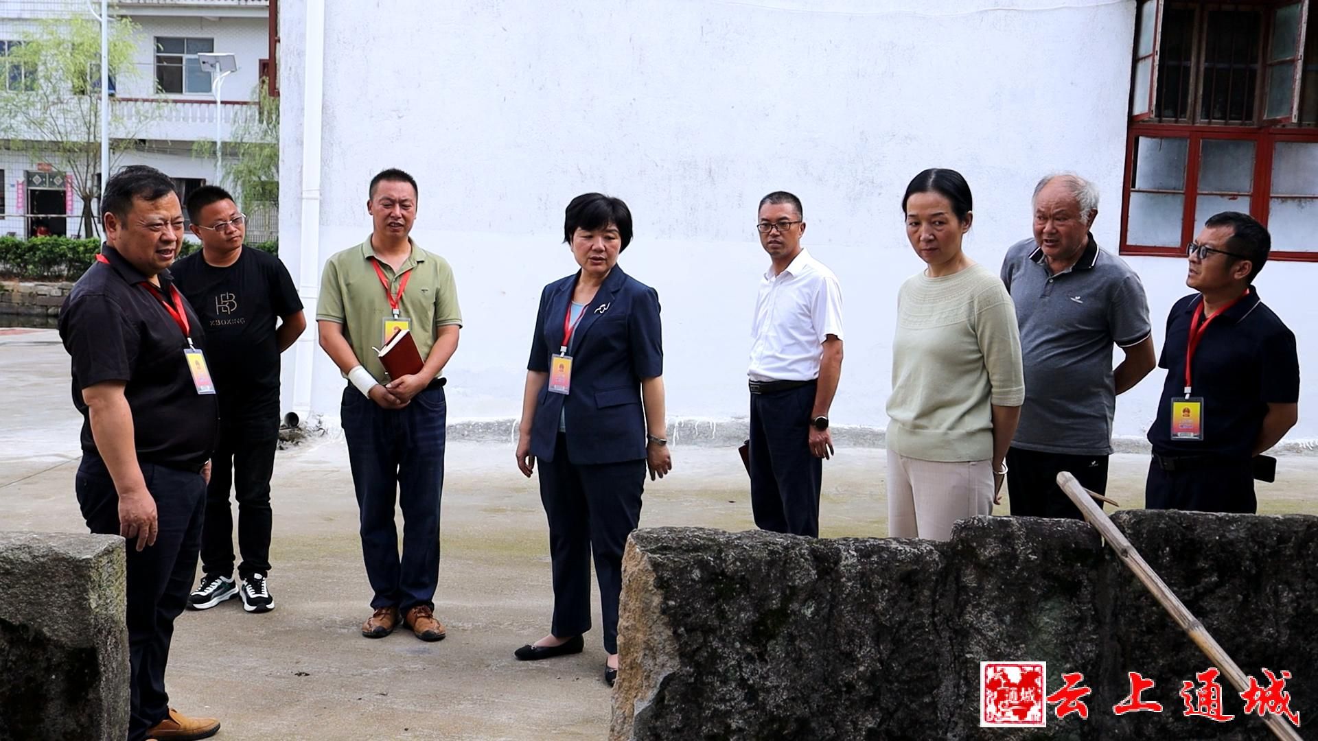 通城:刘中英到大坪乡开展"聚力共同缔造·共建瑶乡大坪"活动