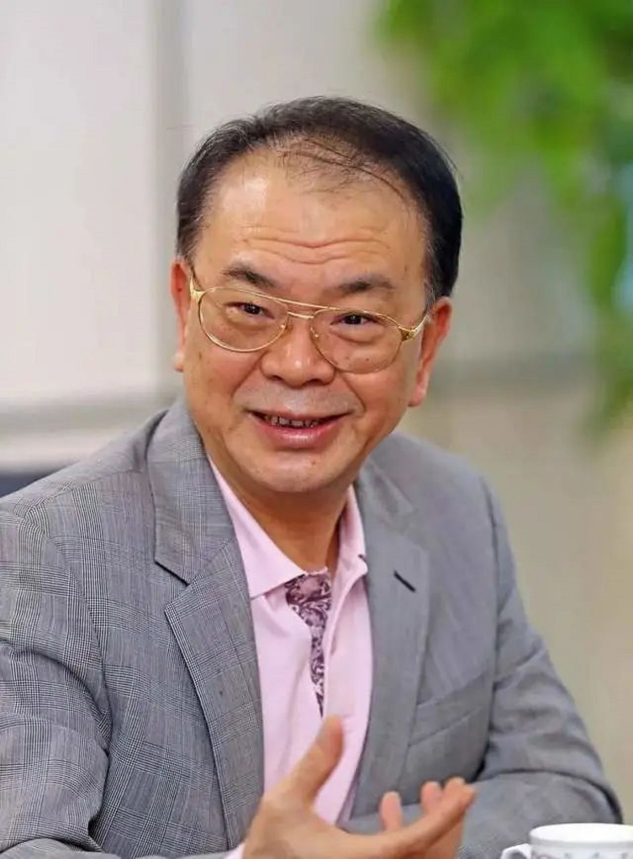 公开资料显示,林秀成,1955年10月出生,福建安溪人,大学学历,高级经济