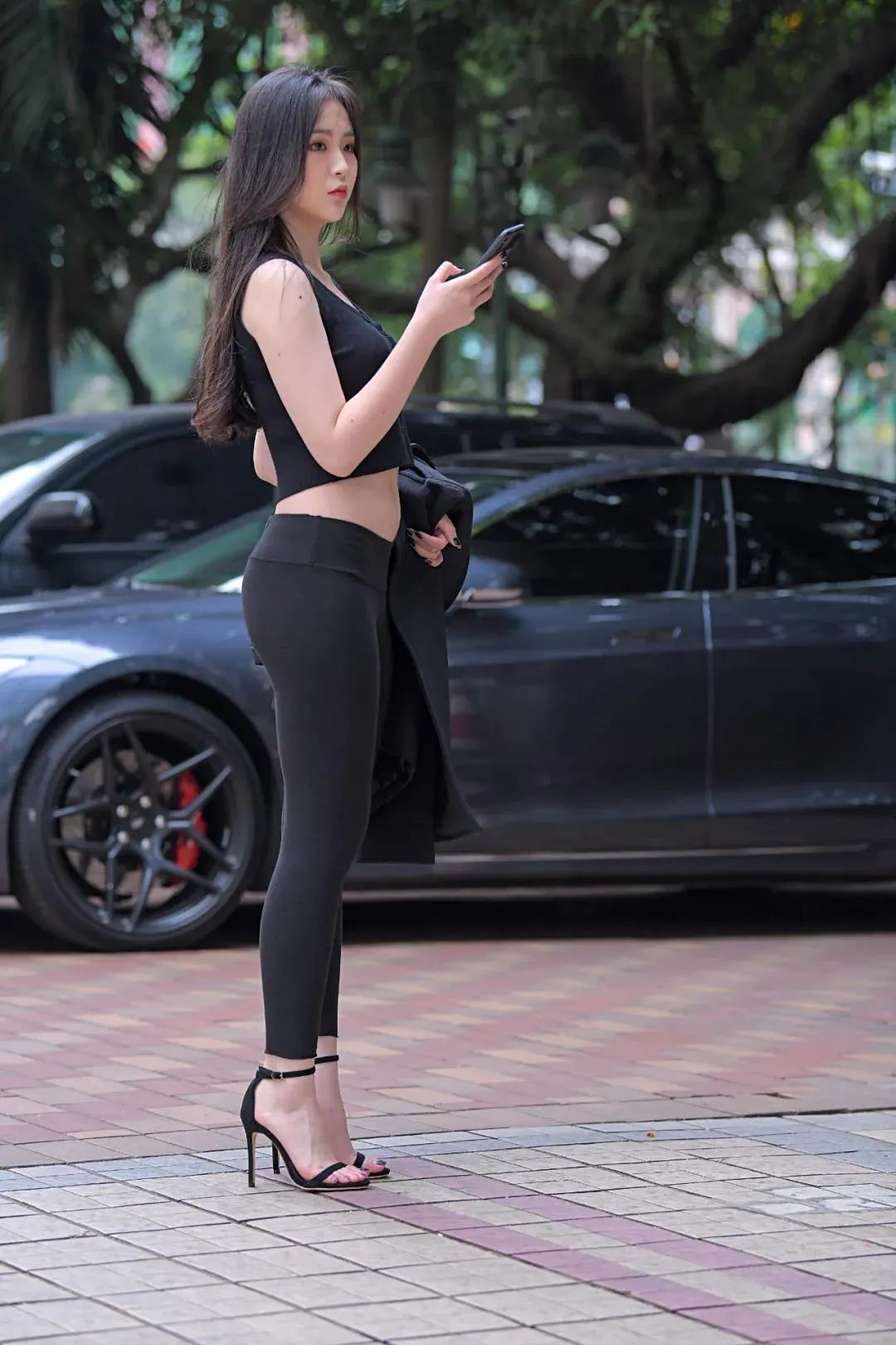 完美身材:完美健身时尚女神之颜莉莉