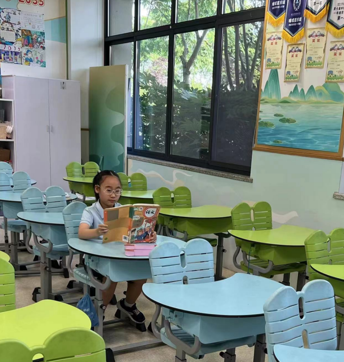 魔方女孩-杨雨萱