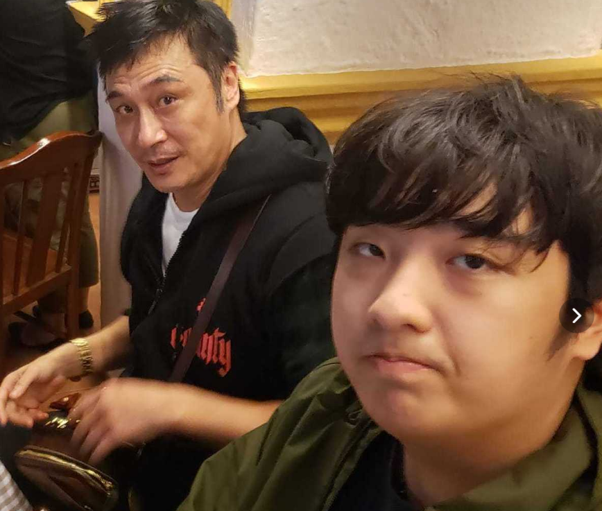 费曼突然宣布退网身体状况引担忧,吴镇宇发声回应:是为准备高考
