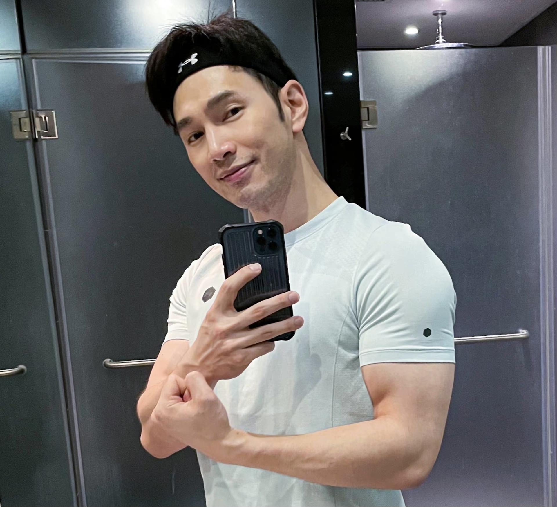 又走一个!tvb知名男星王梓轩宣布离巢,家庭背景优渥是富二代