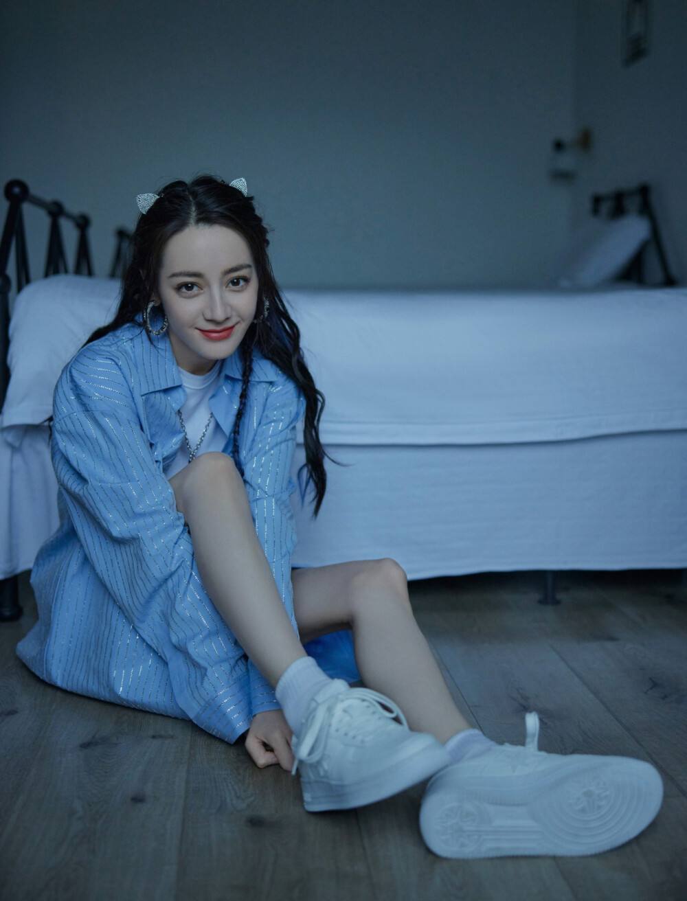 迪丽热巴化身甜美少女,浪漫又甜美,看出多巴胺穿搭的魅力