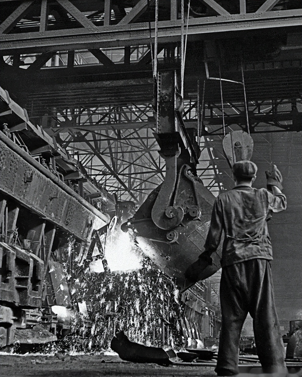 马忠臣:原河南省委书记,50岁主政山东,功勋卓著,85岁逝世