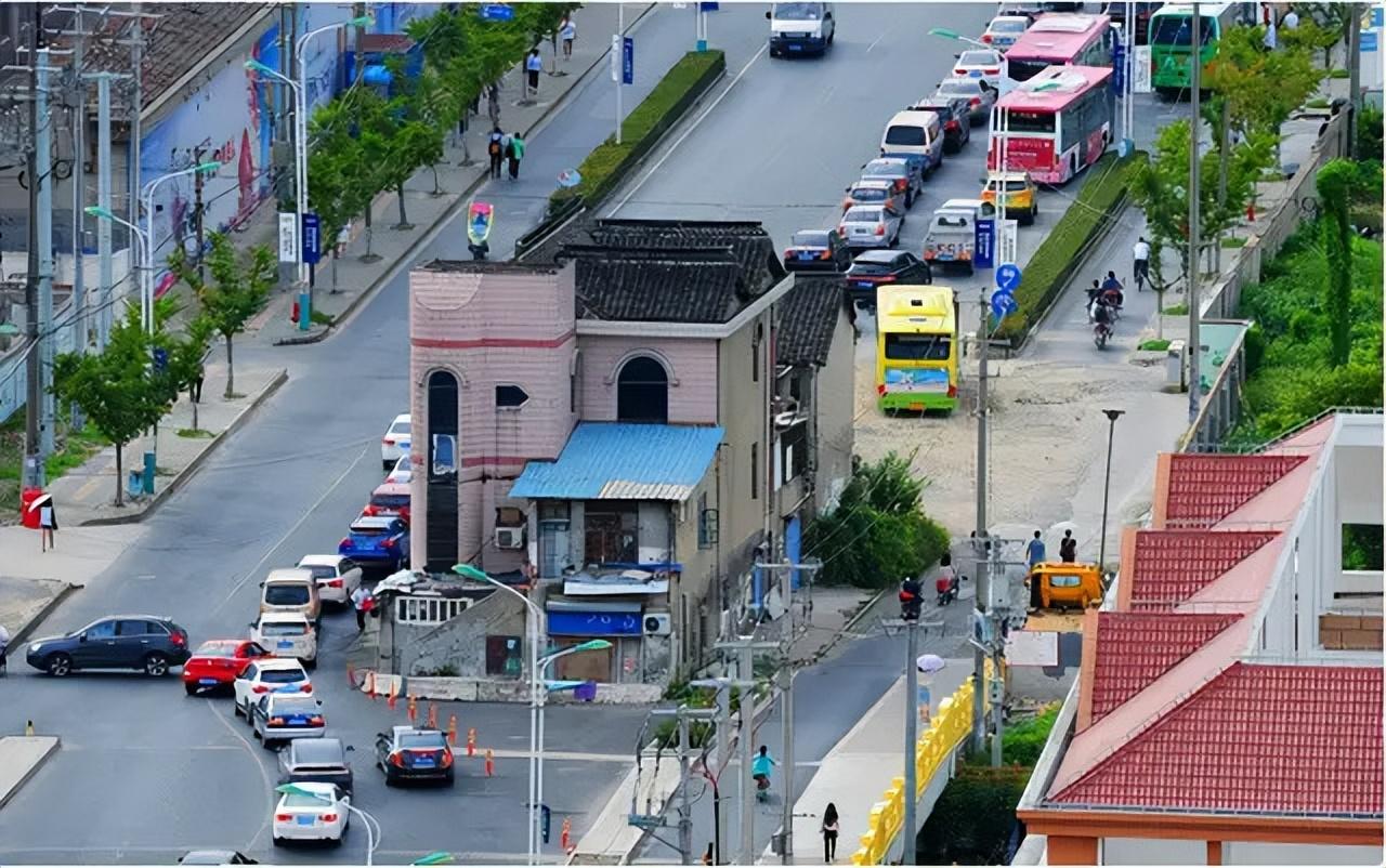 回顾上海钉子户张新国要一亿拆迁款苦等14年终败给现实