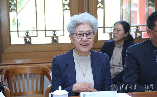 67岁的"外交女神"傅莹出现在家乡,所为何事?