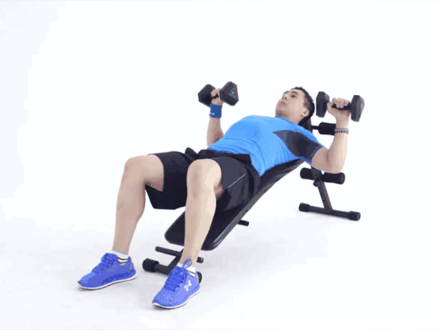 做好肩部动作,雕刻肩部肌肉,助你摆脱"垫肩"的烦恼