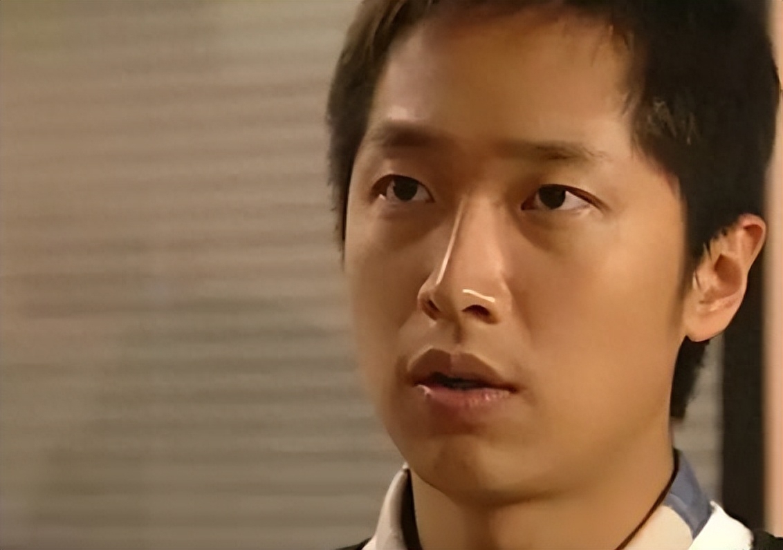 回顾马浚伟演员转行公务员考北大一年拿20多个证52岁仍不婚