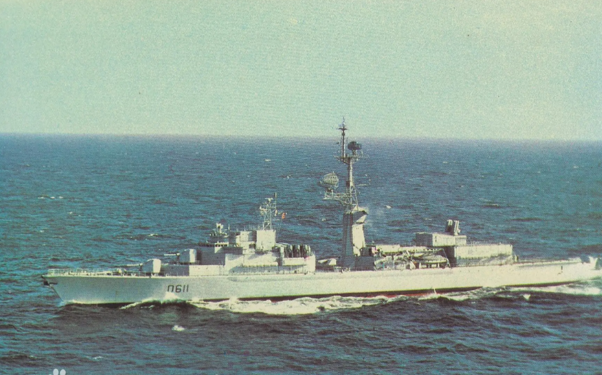 海尔号驱逐舰图片