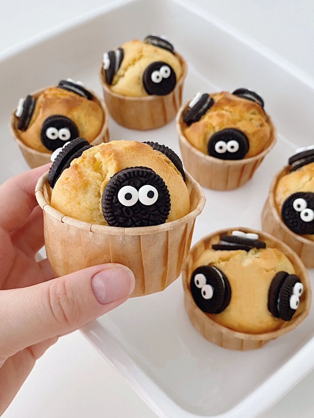 小煤球纸杯蛋糕,做法简单,好吃不腻,根本停不下来