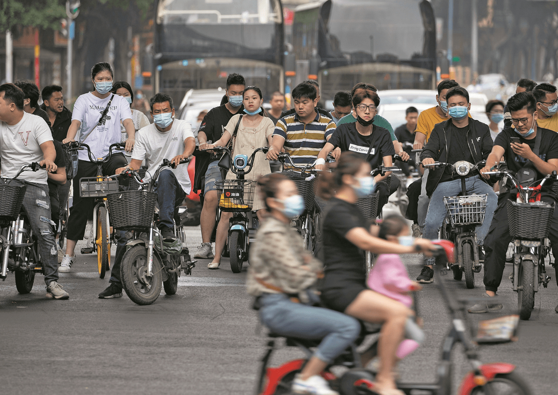 【廣州電動自行車限行政策引發熱議】 近日,廣州市政府發佈了電動