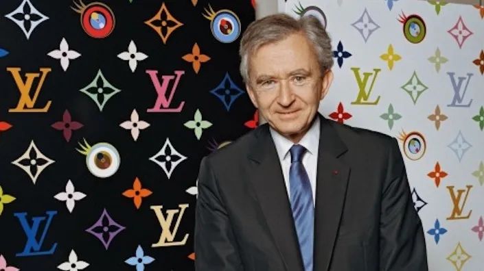 太一控股集团:"奢侈品之父"伯纳德·阿诺特的传奇人生