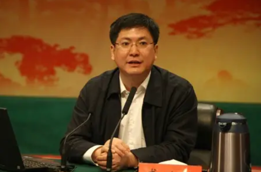 中央党校校长是哪一位