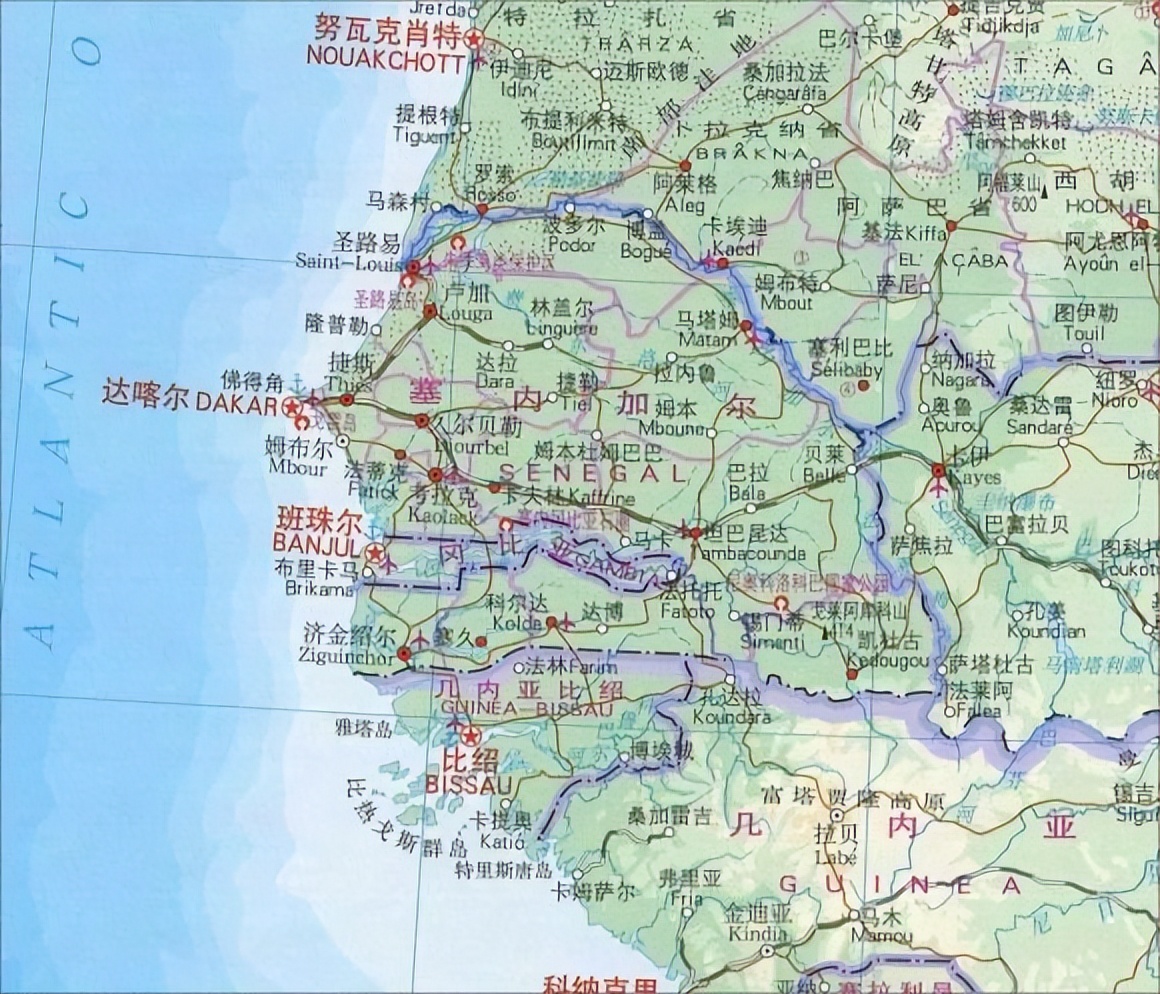 冈比亚的存在,对塞内加尔的交通有什么影响?