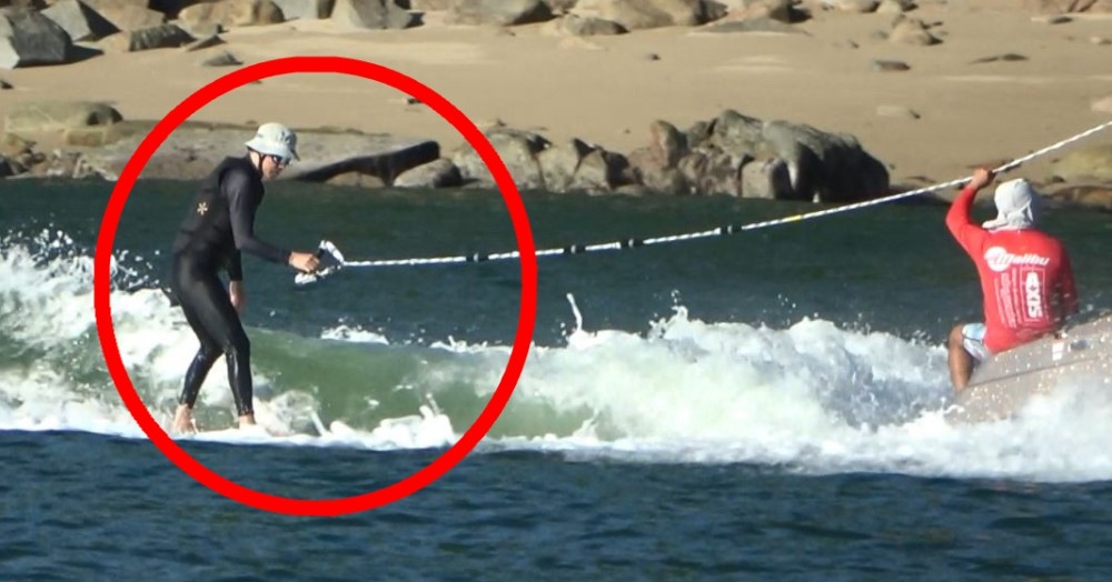 59岁周星驰追求17岁落选港姐,约会照曝光,星爷:玩玩而已